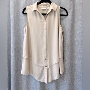 Chico's Top Size 0/ Small (fits more like Medium)
